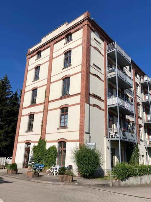 Ruhige Wohnung Im Fabrikstil In Chemnitz  Exteriér fotografie